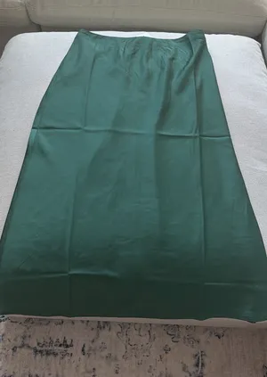 Green Midi J.Crew Skirt thumbnail 1