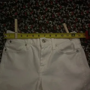 7 For All Mankind 7FAM White Jeans 24 Boho Casual Festival Hippie Minimalist thumbnail 5