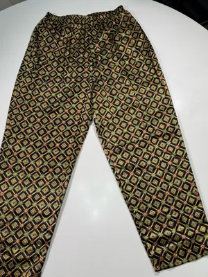 Victoria's Secret Gold Geometric Satin Pajama Set Size Large thumbnail 7