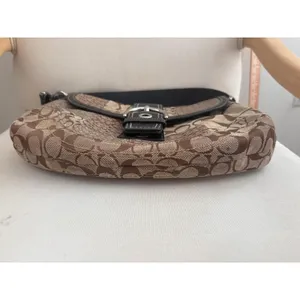 Vintage y2k Coach Soho Patchwork Hobo Bag Signature Jacquard Leather Trim Buckle thumbnail 6