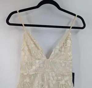 NWT LULU'S Flourishing Embroidered Lace Fit & Flare Midi Dress thumbnail 3