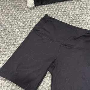 90‎ Degree Black Butter Biker Shorts Size XS thumbnail 2