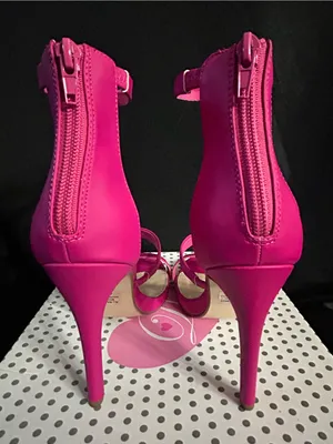 Delicious Women’s Estella Hot Pink Strappy Ankle-Heel Sandals SZ 6 BNIB thumbnail 9