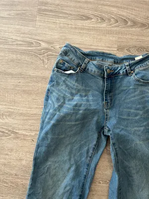 Daze Flare Jeans Womens Medium Blue Wash Low Rise Stretch Denim Y2K Raw Hem thumbnail 6