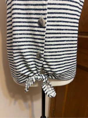 Old Navy Navy and White Striped Tie-Front Tank Top thumbnail 4