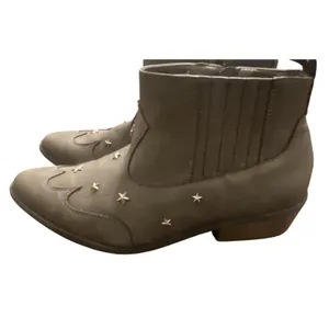 Comfort Est. 1948 Star Stud Western Ankle Boots Gray Women’s 10M Zip Country thumbnail 2