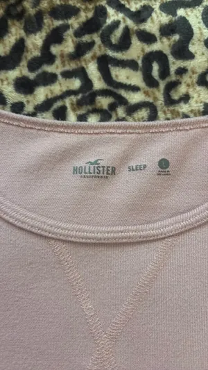 Hollister Top thumbnail 3