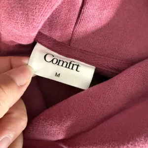 Comfrt Travel Essentials Hoodie, Berry, M Purple Size M thumbnail 6