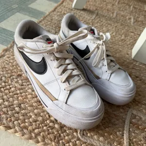 Nike Platform Blazer thumbnail 1