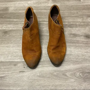Franco Sarto Greco Cognac Suede Ankle Booties Block Heel Size 9 thumbnail 4