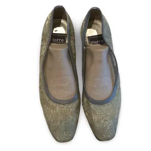 Pierre Dumas Gold Chunky Heels thumbnail 8