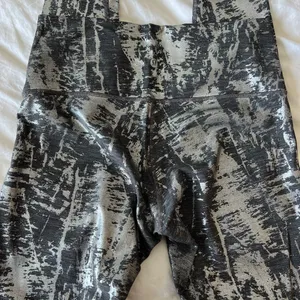 Lululemon Wunder Under High Rise Crinkle High Shine Foil Legging thumbnail 3