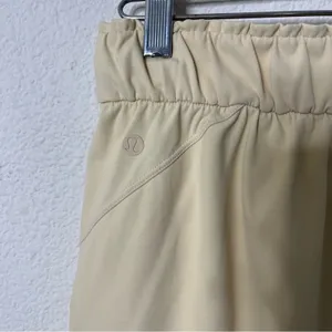 Lululemon Keep Moving Jogger Finch Yellow Womens Size 6‎ thumbnail 7