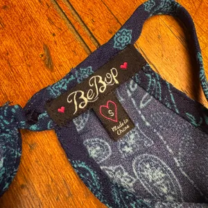 BeBop Womens Small Navy Blue Teal Paisley Bandana‎ Print Halter Keyhole Tank Top thumbnail 4