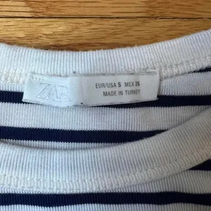 Zara Women's White and Blue T-shirt thumbnail 2