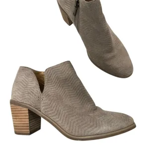 Lucky Brand Taupe Leather D’orsay Ankle Boots Booties Western Style 7.5 Parnesa thumbnail 2