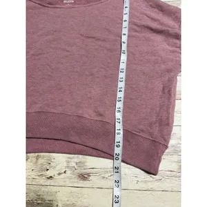 Hollister Scoop Neck Off Shoulder Cropped Sweatshirt Size Medium Pink Mauve Soft thumbnail 6