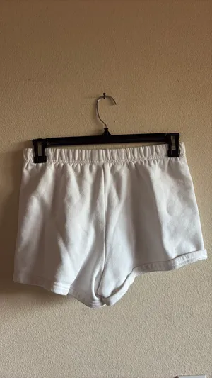 Aritzia TNA Shorts Fleece thumbnail 2