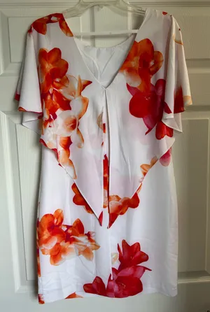 Calvin Klein Capelet Floral White Pink Dress Size 4 thumbnail 1