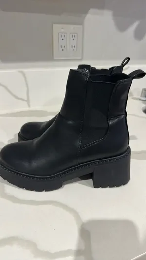 Madden girl chunky platform boots  thumbnail 3