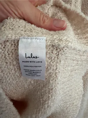 NWT Lulus Cream Bouclé Knit Cropped Sweater | Mock Neck | Size Medium thumbnail 4