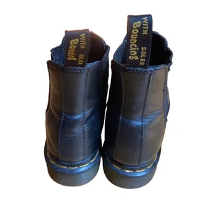 Dr Martens black leather 2976 Chelsea boots 🔥 thumbnail 7