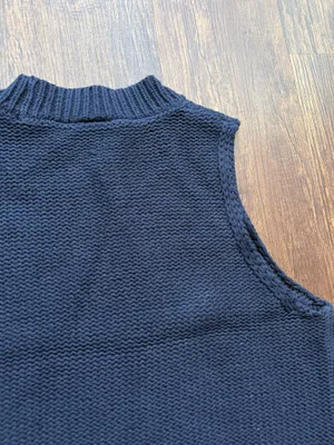 Women’s Navy Blue Melrose and Market Fisherman Knit Sweater Vest - Size S thumbnail 5