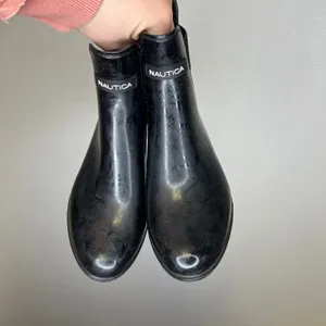 Nautica Shayna Black Rubber Chelsea‎ Rain Boots Womens Size 6 Ankle Booties thumbnail 2