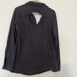 Rock & Republic Black Cutout Back Long Sleeve Button Up Shirt Size Women Size L thumbnail 5