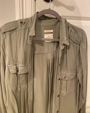 American Eagle Button-Up thumbnail 2