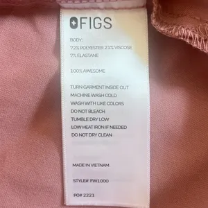 Figs Women's Blush Pink Scrub Top V-neck Pocket Technical Collection Size XS thumbnail 6