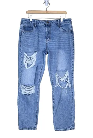Rue21 Womens 16 Distressed Straight Boyfriend Jean thumbnail 1