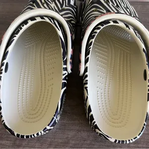 Crocs NEW Unisex Classic Animal Remix Clog Size 7 or 9 #B1820 thumbnail 6