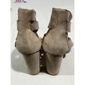 Woman’s Charlotte Russe Gladiater Strappy Ankle Sandal Tan Faux Suede 7 thumbnail 5