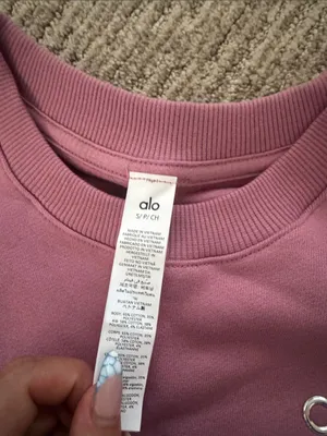 ALO Yoga Accolade Crew Neck in Wild Pink Rose thumbnail 3
