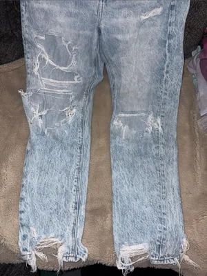 American Eagle Ripped Mom Jeans, Size 4 thumbnail 3