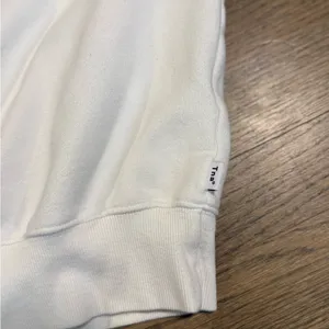 TNA Aritzia White Cropped Crewneck Sweatshirt: Size- Medium thumbnail 6
