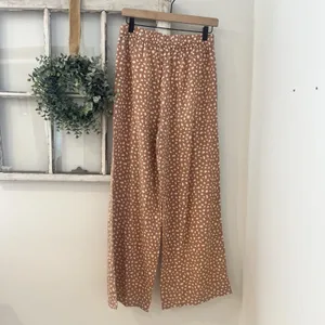 NWT‎ Thread and Supply 100% Tencel Lyocell Wide Leg Beachy Pants Sz S Polka Dot thumbnail 4
