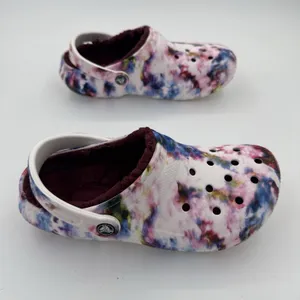 Crocs Classic Lined Tie Dye Clogs Garnet Multi Color Mens 6 Womens New thumbnail 2