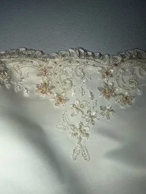 Beautiful Vintage 90s Michaelangelo Strapless Two-Tone Satin Wedding Gown thumbnail 8