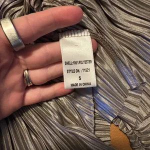 MIOU MUSE NWT Plisse Dolman Sleeve Plunging V Neck Ruched Waist Top‎ Size Small thumbnail 6