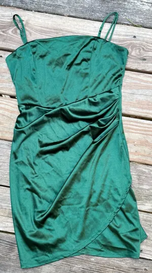 Emerald Sundae Satin Mini Dress Size L Green Ruched Bodycon thumbnail 1