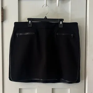 White House Black Market Black‎ Mini Skirt Size 14 thumbnail 2