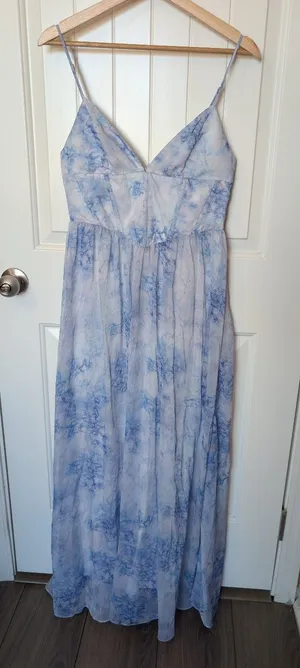 Bardot Elias Printed Floral Maxi Dress Medium Baby Blue/White thumbnail 1
