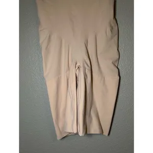 SPANX Seamless Power Nude High Waisted Mid Thigh Shapewear Shorts Women’s Size M thumbnail 4