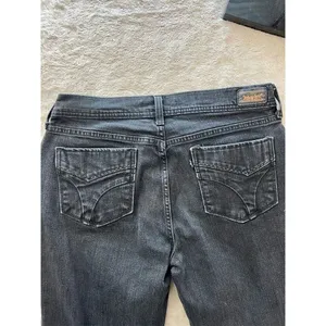 Levi's Women's 505 Straight Leg Jeans Black Denim Standard Size 8 thumbnail 8
