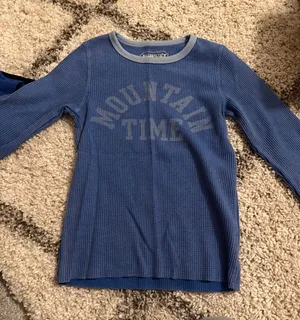 American Eagle Long Sleeve thumbnail 1