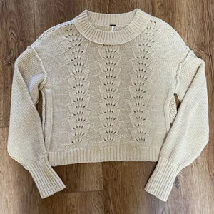 Free People Cream Knit Sweater Women's L Crewneck Slight Crop Cottage Minimalist thumbnail 1