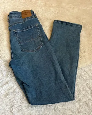 Denizen by Levi’s high rise straight leg stretchy denim jeans woman’s 4 SHORT thumbnail 1