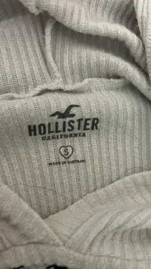 Hollister Cropped Sweater White Knit thumbnail 4